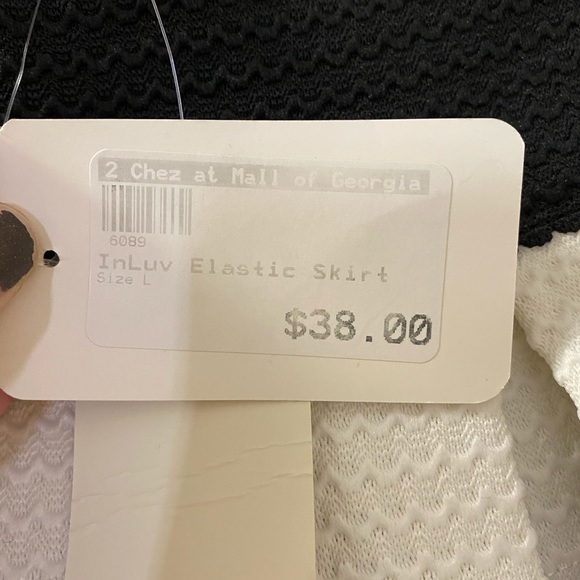 InLuv Elastic striped skirt NEW!!! - Picture 2 of 2